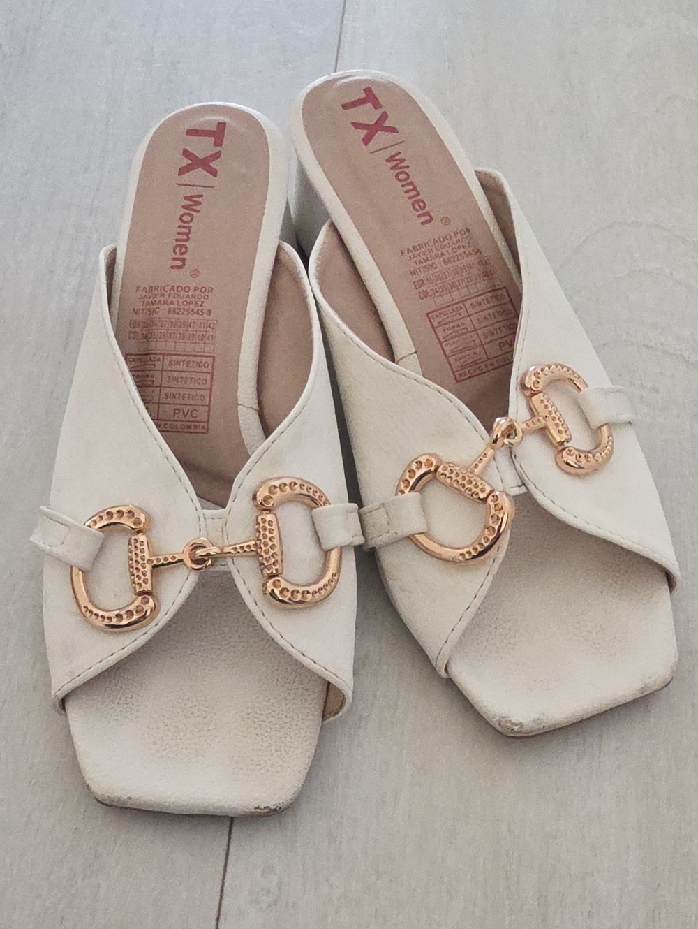 Cream Slip-On Mules with Gold Chain Accent